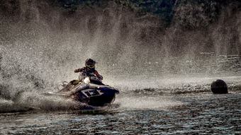 爱游戏官网-世界摩托艇锦标赛大连站吸引众多关注，2021年摩托艇大赛