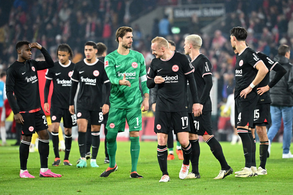 关于爱游戏体育:德甲科隆的进攻战术解析与改进空间的信息 关于爱游戏体育:德甲科隆的进攻战术解析与改进空间的信息